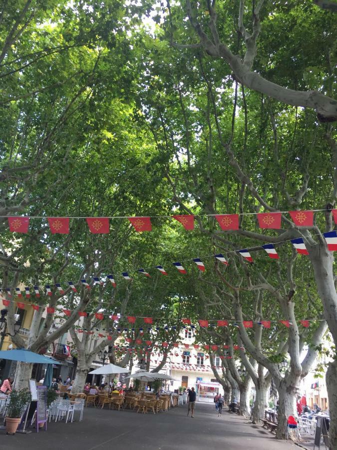 Jm Vacances Serignan Bagian luar foto