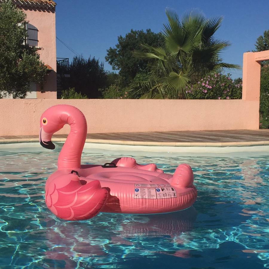 Jm Vacances Serignan Bagian luar foto