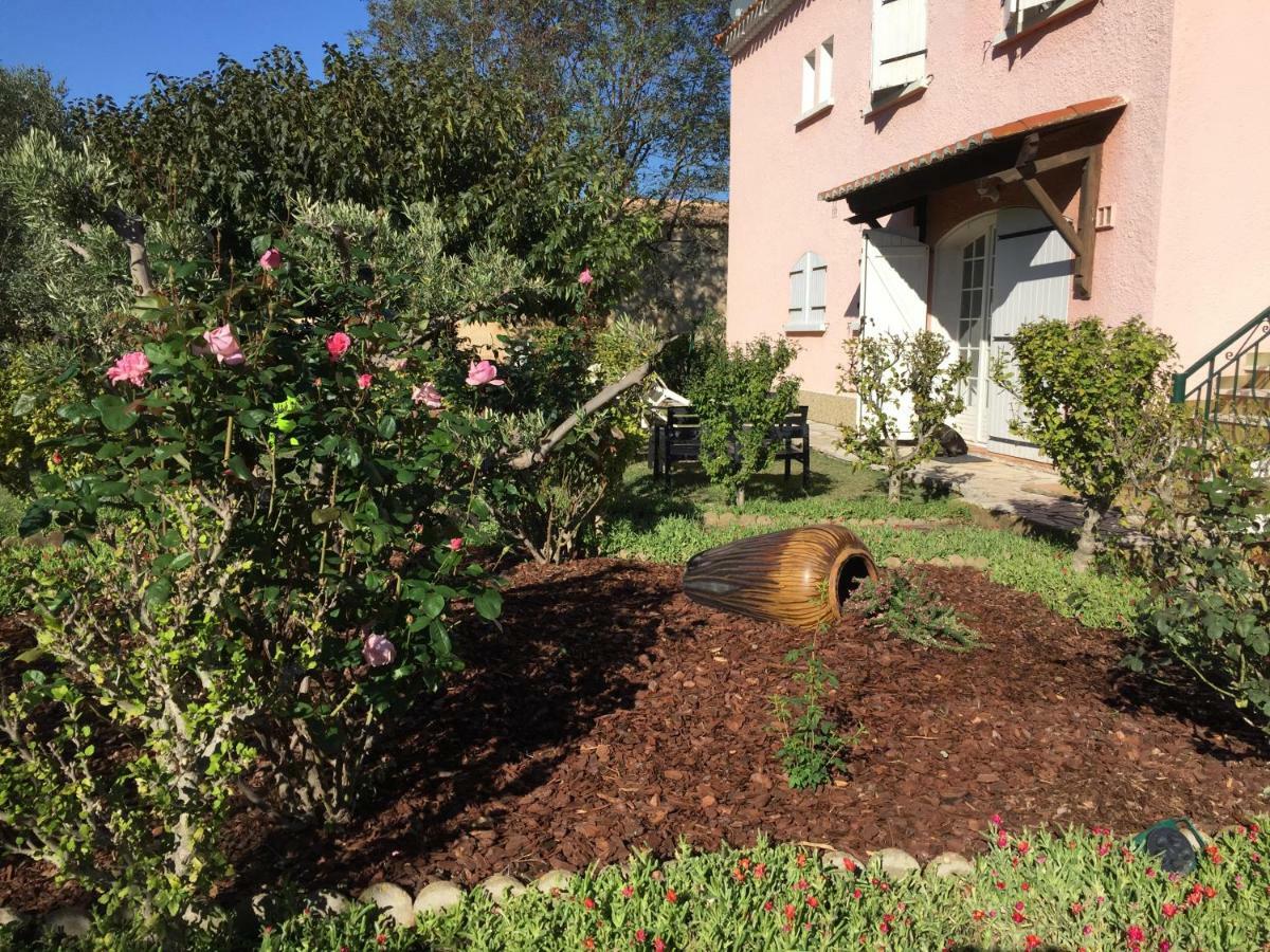 Jm Vacances Serignan Bagian luar foto