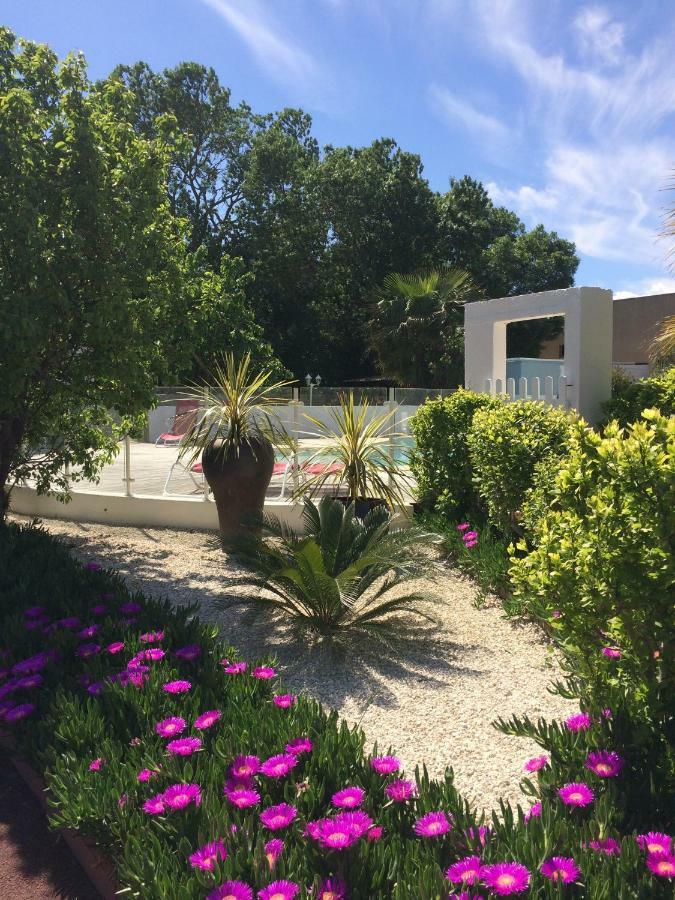 Jm Vacances Serignan Bagian luar foto